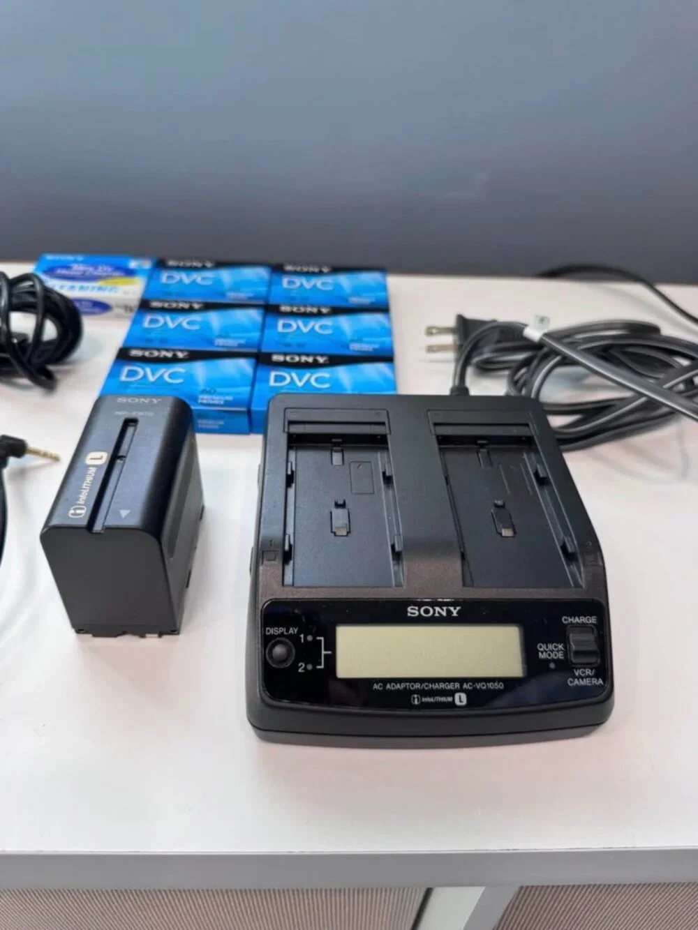 Sony HVR-HD1000U Video Camera | Great Condition